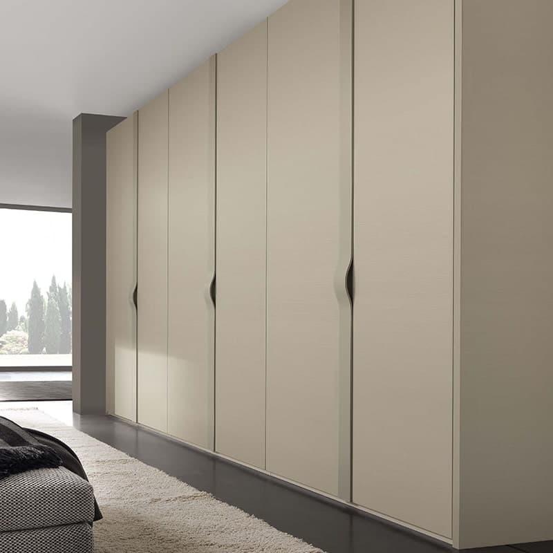 Laminate wardrobe finish for modern bedroom