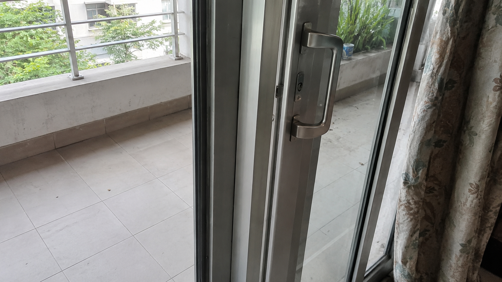 Natural Mill Finish finish for aluminium doors and windows