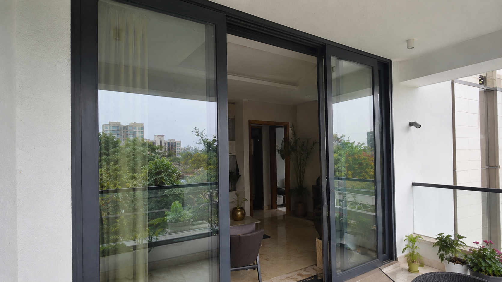 PVDF Coating finish for aluminium doors and windows