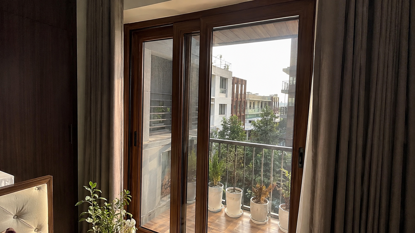 Woodgrain Foil finish for aluminium doors and windows